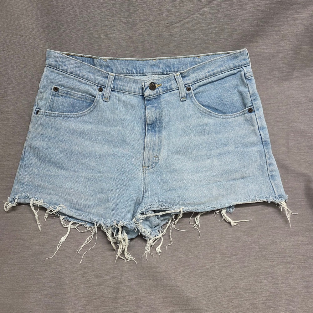 Wrangler Premium Quality Light Wash Distressed Cutoff Denim Shorts Mens 34